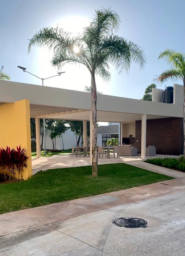 Yellowsub Apartments Κανκούν Εξωτερικό φωτογραφία